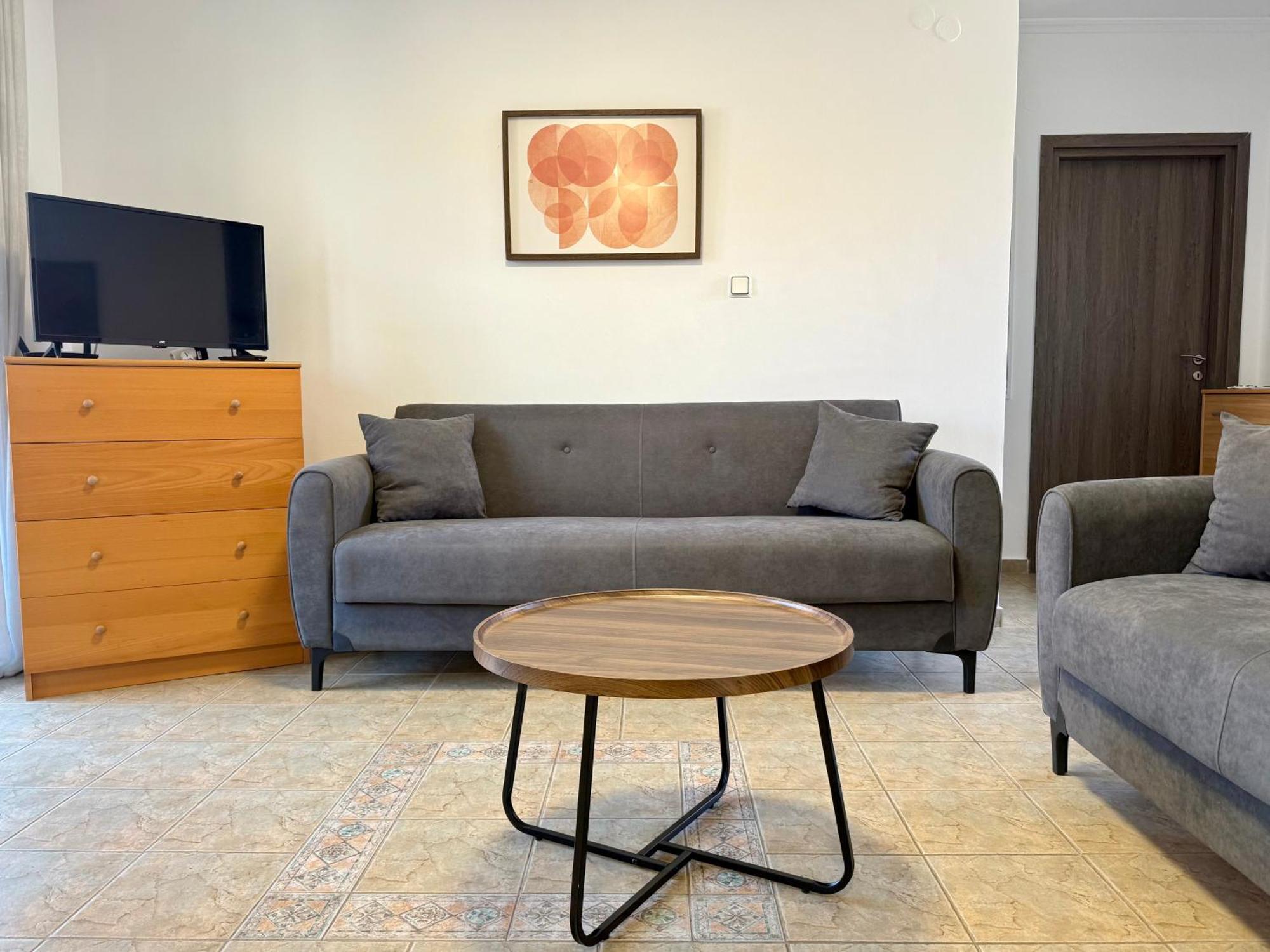 Emerald Seaside Apartment In Pefkohori Pefkohóri Kültér fotó